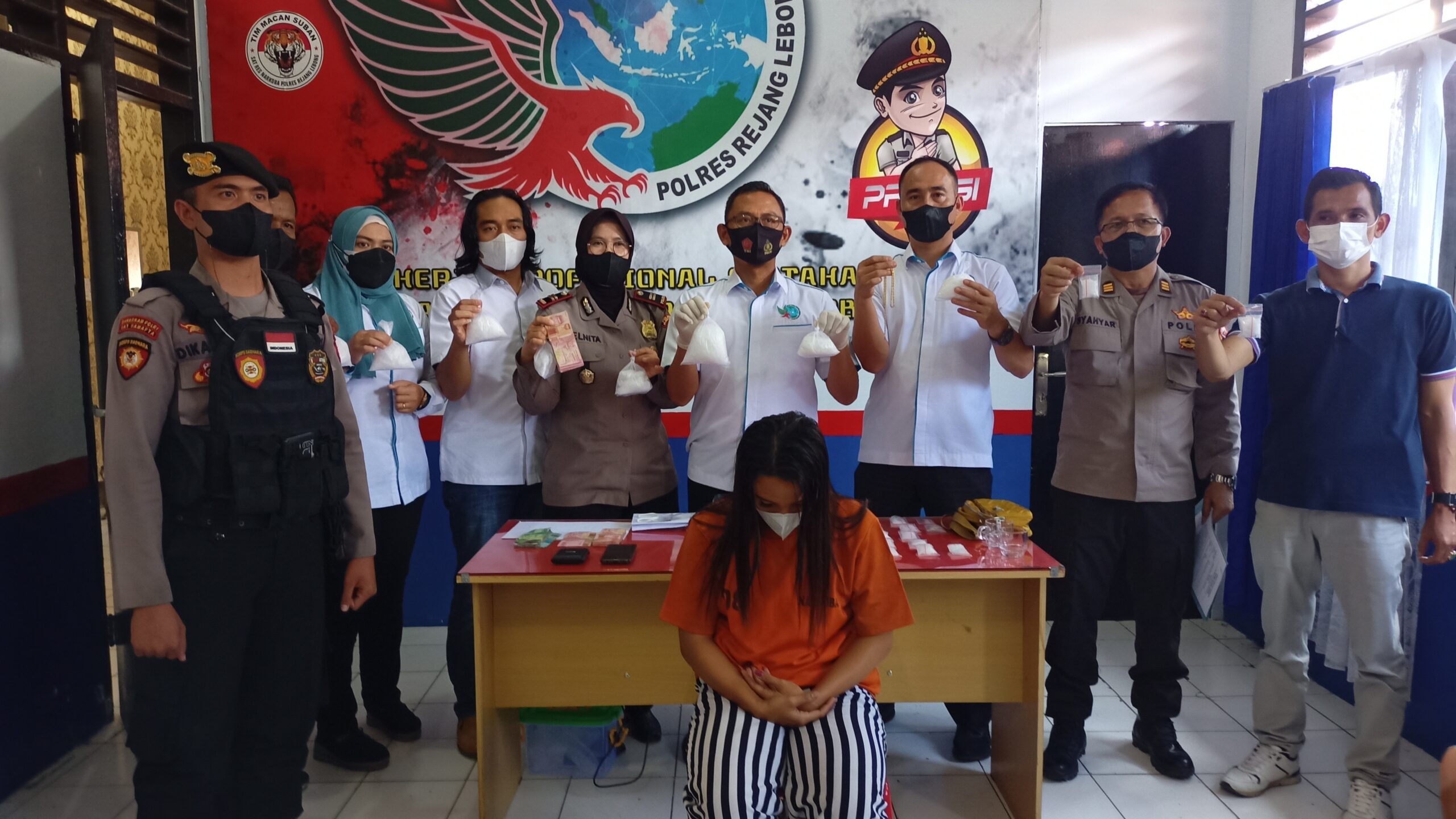 Ibu Muda Bersama 1,25 Kilogram Sabu Diamankan Polisi