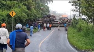 11 Jam Sempat Lumpuh, Jalan Lintas Provinsi Kembali Normal