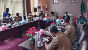 Vaksinator Diminta Pastikan Vaksin Belum Kadaluarsa