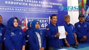 Ikut Beri Perlawanan Terhadap Kubu Moeldoko, DPC Demokrat Rejang Lebong Sampaikan Surat Ke PN Curup