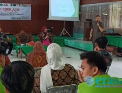 Putra Mas Wigoro Bekali Mahasiswa Tentang Legislative Students