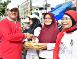 Senam Bersama, Pjs. Bupati Rejang Lebong Bagikan Doorprize
