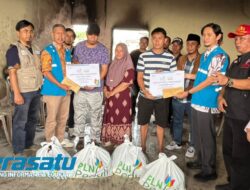 PLN IP UBP Bengkulu Santuni Korban Kebakaran di Kepahiang